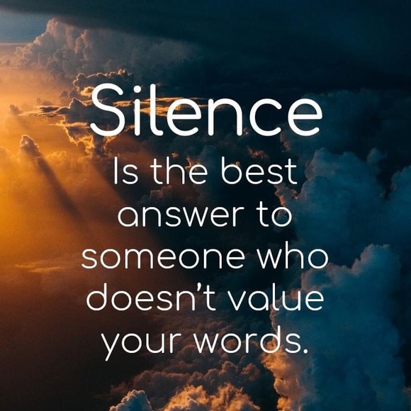 Profile Picture of Noraliza Haron (@nharon74) on Poshmark