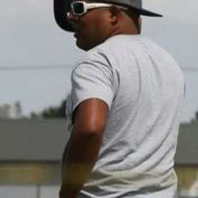 Profile Picture of Mark Espitia (@CalioOSURFEROo) on Twitter