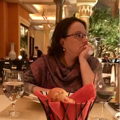 Profile Picture of Rayellen Smith (@RayellenSmith) on Twitter