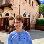 Profile Picture of 𝔸𝕒𝕣𝕠𝕟 𝕊𝕒𝕟𝕔𝕙𝕖𝕫 (@deniseismyname1007) on Instagram