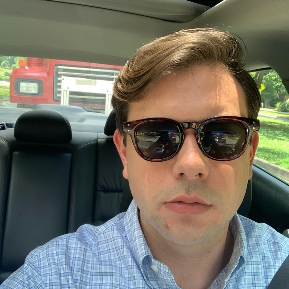 Profile Picture of Robert Galloway (@rogalloway) on Poshmark