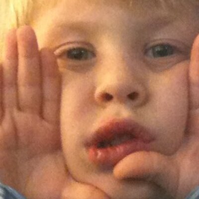 Profile Picture of Derek Hileman (@ddthreeputts) on Twitter
