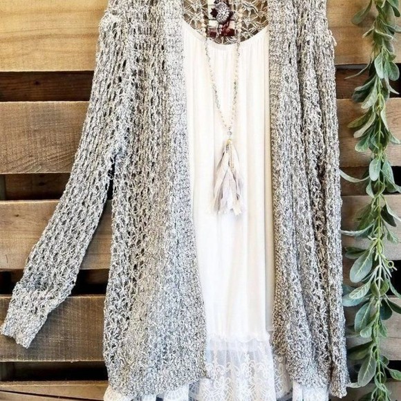 Profile Picture of Ann Driver (@annsellsclothes) on Poshmark