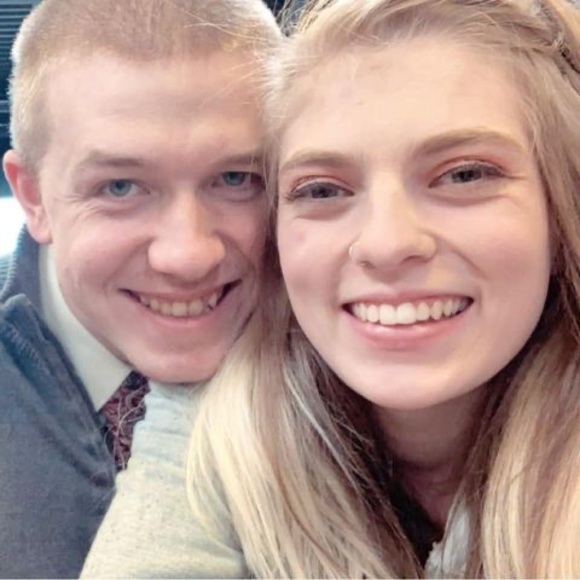 Profile Picture of Dominique Blaker (@niquesnow) on Poshmark