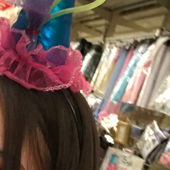 Profile Picture of Ashley Klain (@ashleyxlo09) on Poshmark