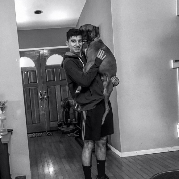 Profile Picture of Sebastian Toro (@sebastoro13) on Poshmark