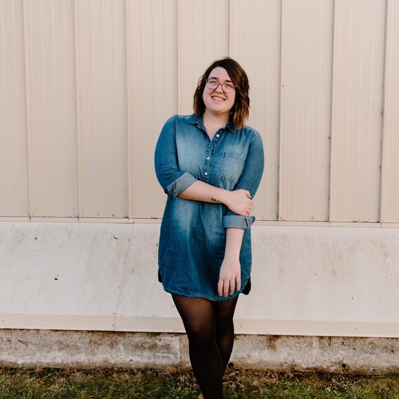 Profile Picture of Katelin Stewart (@kkstewart14) on Poshmark