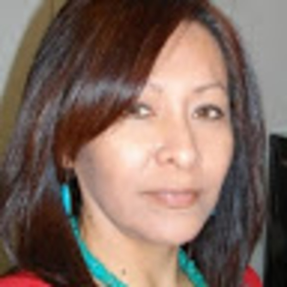 Profile Picture of Paula James (@paulacjames81) on Poshmark