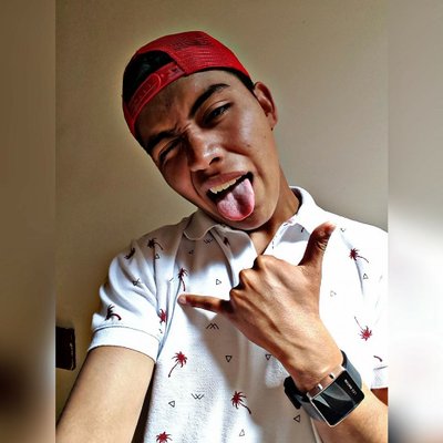 Profile Picture of IanBowXD! (@IanBowXD) on Twitter