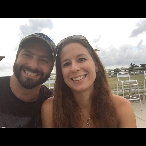 Profile Picture of Justin Manning (@ajmanning1983) on Poshmark