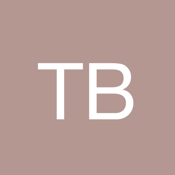 Profile Picture of Thomas Bateman (@thomasbateman) on Poshmark