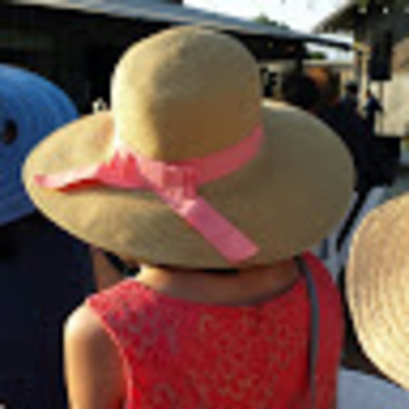 Profile Picture of Kaitlyn Huynh (@kaitjhuynh) on Poshmark