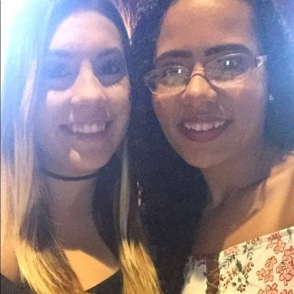 Profile Picture of Jessica Pinckney (@jessi6113) on Poshmark