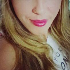 Profile Picture of Larissa Paula (@larissapaula830) on Twitter