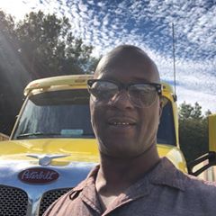 Profile Picture of Robert Maxie (@robertmaxie) on Tiktok