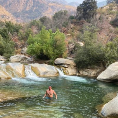 Profile Picture of Alexander Garcia (@alexthegreat53) on Twitter