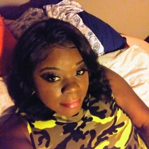 Profile Picture of Marylou Shackelford (@maryloushackelf) on Poshmark