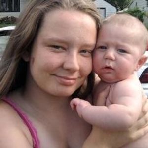 Profile Picture of Ashley Latta (@garyallanwife) on Myspace