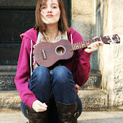 Profile Picture of Rebecca Hansen (@rhansen528) on Youtube