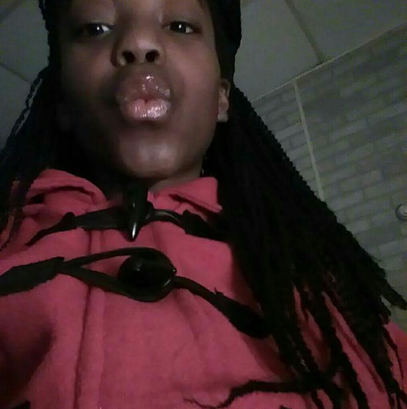 Profile Picture of Kayla Cobbs (@kaylanice12) on Poshmark