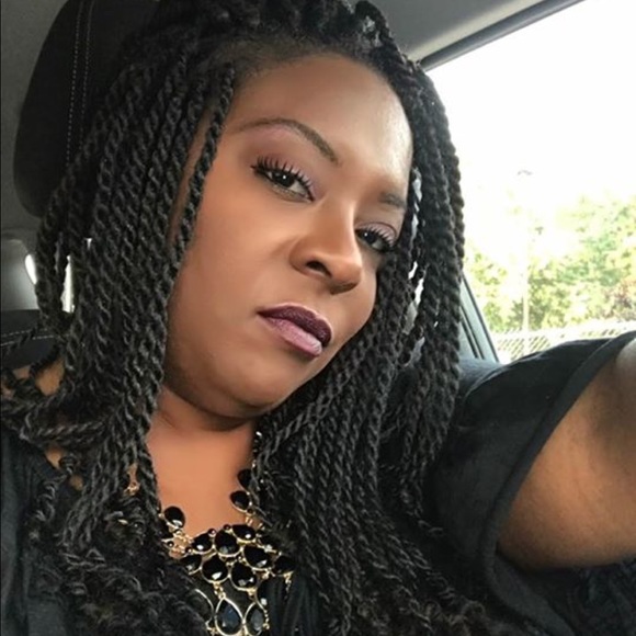 Profile Picture of Demetria Lacy (@mimilacy) on Poshmark