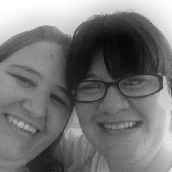 Profile Picture of Shanna Viramontez (@shannavz69) on Poshmark