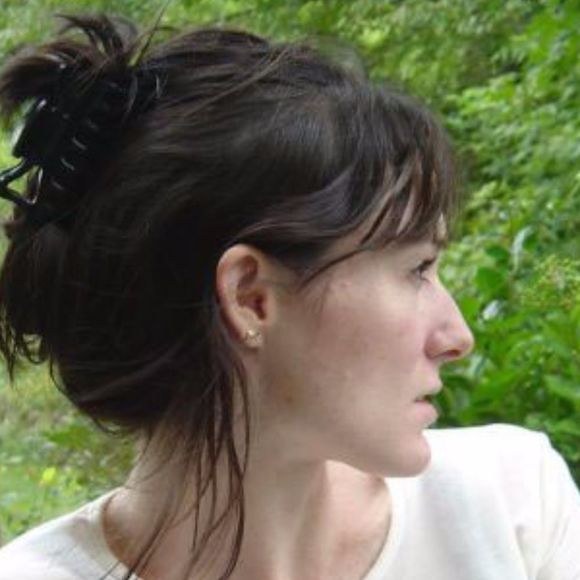 Profile Picture of Katya Roelse (@katkatroeroe) on Poshmark