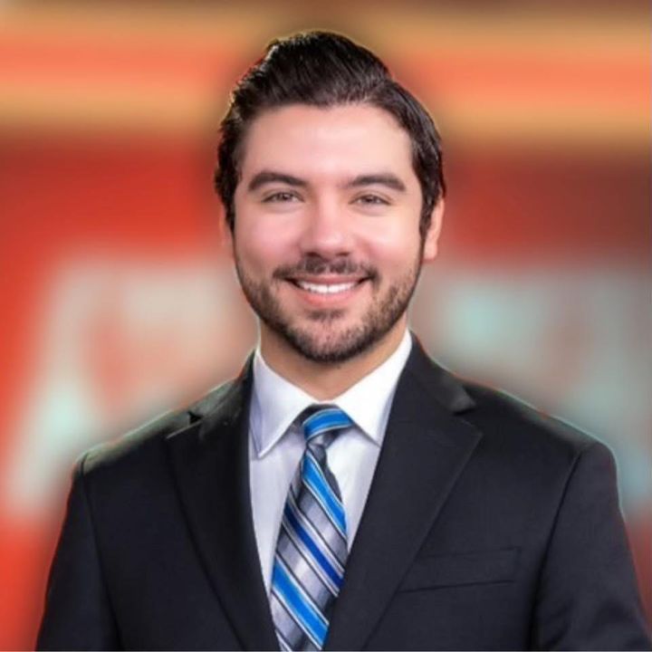 Profile Picture of Daniel Burbank📺🎤 (@danielburbanktv) on Tiktok