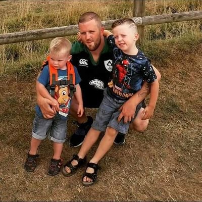 Profile Picture of Steven Hurley (@hurla11) on Twitter