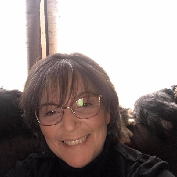 Profile Picture of Beverly Slavinski (@bailey1964) on Poshmark