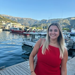 Profile Picture of Joy Spinelli (@joyspinelli) on Instagram