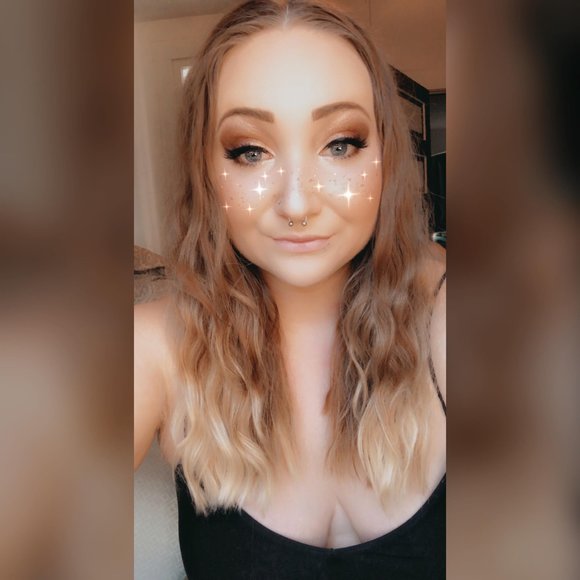 Profile Picture of Jordyn Preston (@jordyn_preston) on Poshmark