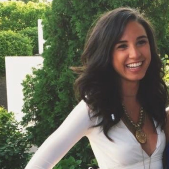 Profile Picture of Eva Casanova (@ebcasanova18) on Poshmark