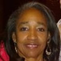 Profile Picture of Elizabeth Hendricks (@lizmo50) on Twitter