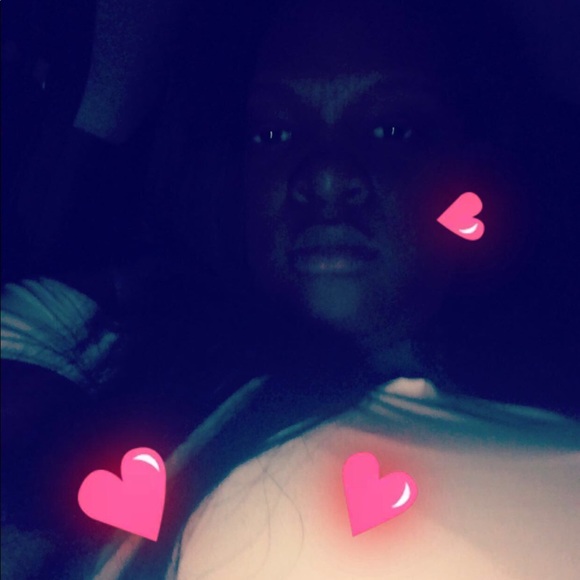 Profile Picture of Jasmine Chandler (@santrellajas) on Poshmark