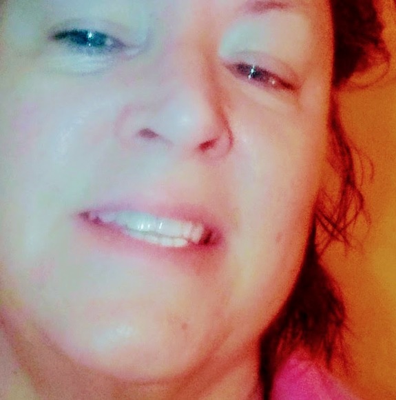 Profile Picture of Deborah Schultz (@cardinalsorcats) on Poshmark