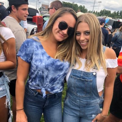 Profile Picture of Nicole Lapointe (@Nicole_L5) on Twitter