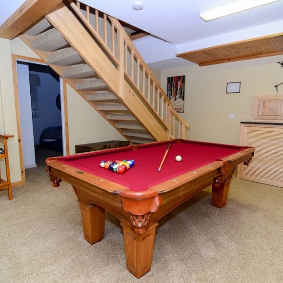 Profile Picture of Fresh Fresh (@freshfresh) on Poshmark