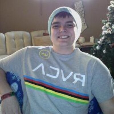 Profile Picture of Jacob Albers (@ADTR2ndsucks) on Twitter
