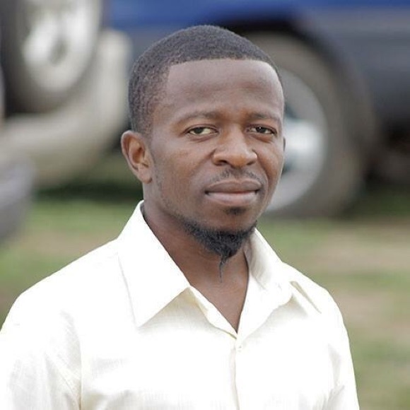 Franklin Tchana - Poshmark Profile Picture of Franklin Tchana (@lebooska) on Poshmark