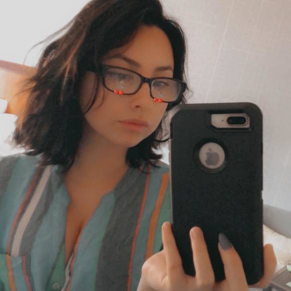 Profile Picture of Adriana lynn Anglin corbett (@baby_adri) on Poshmark