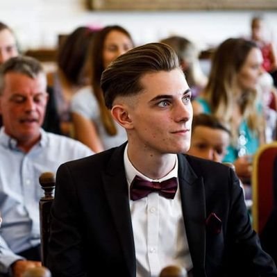 Profile Picture of Daniel Homer (@Danny_Homesy) on Twitter