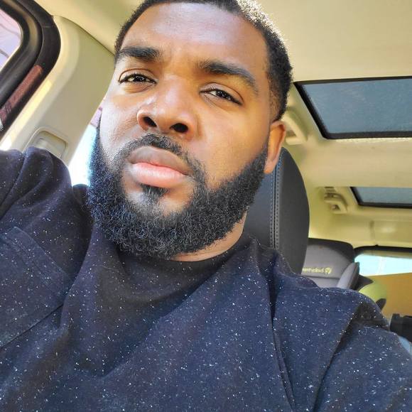 Profile Picture of Demetrius Muldrow (@meechiemawl) on Poshmark