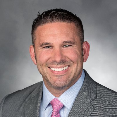 Profile Picture of Brian Burke (@CTMoves) on Twitter