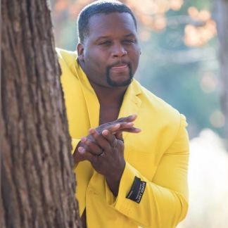 Profile Picture of Andrew Earling (@andrewearling) on Tiktok