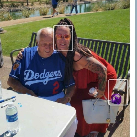 Profile Picture of Wendy Ahsing (@justme1122) on Poshmark