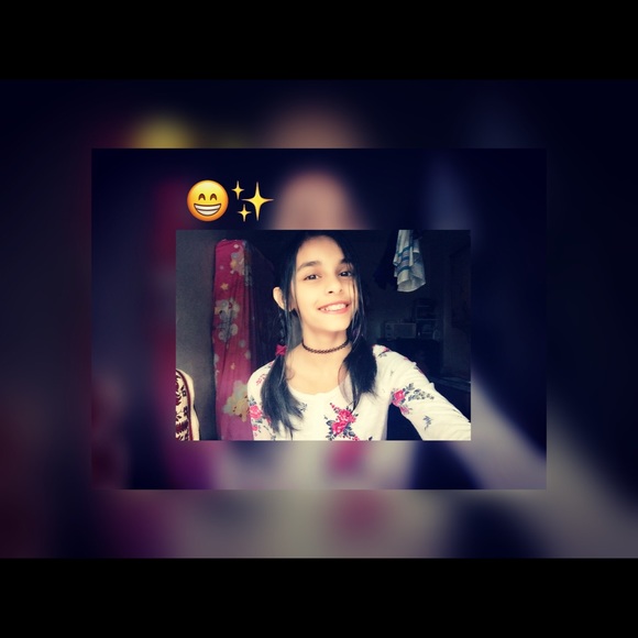 Profile Picture of Sam Rahman (@samr1) on Poshmark