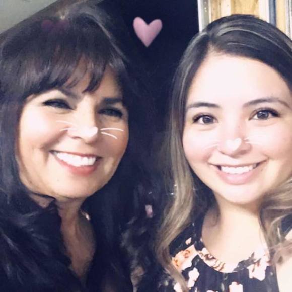 Profile Picture of Alice Arenas-caro (@alarenas50) on Poshmark