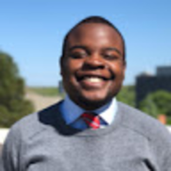 Profile Picture of Christopher Hemphill (@chrishemp23) on Poshmark
