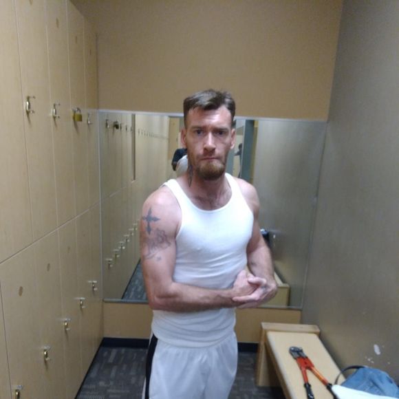 Profile Picture of Russell Lauver (@russandash2018) on Poshmark